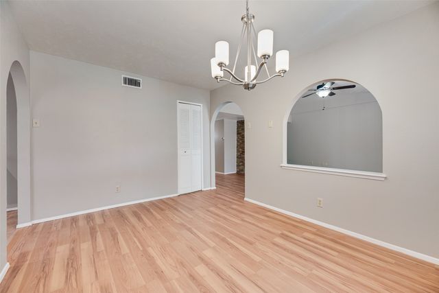 2002 Rose Hill Road, Carrollton, TX 75007