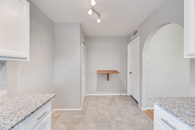 2002 Rose Hill Road, Carrollton, TX 75007