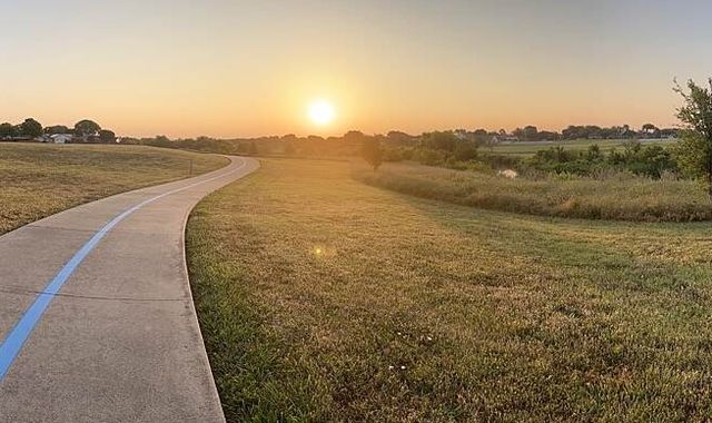 2002 Rose Hill Road, Carrollton, TX 75007