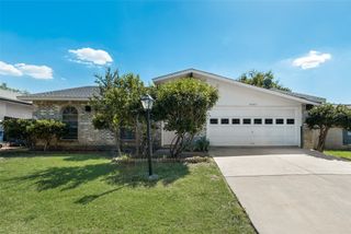 2002 Rose Hill Road, Carrollton, TX 75007