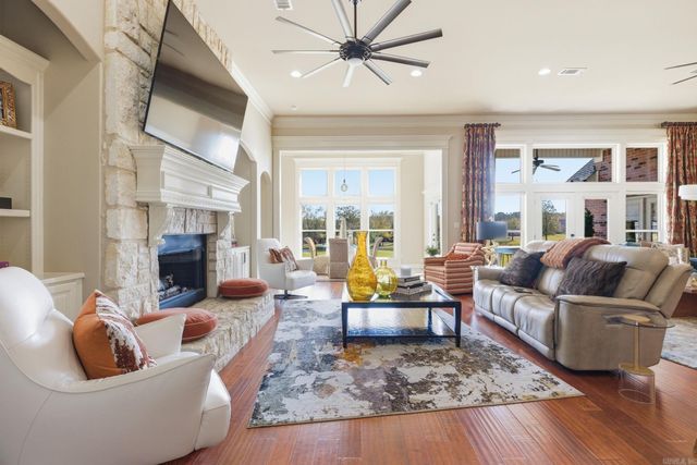 24 Algeciras Lane, Hot Springs Village, AR 71909