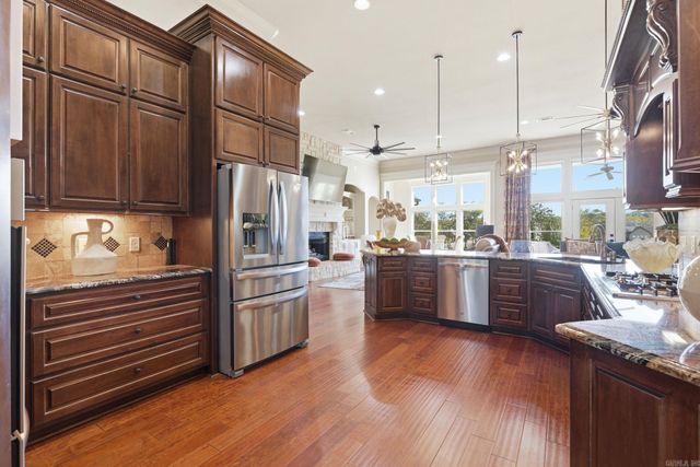 24 Algeciras Lane, Hot Springs Village, AR 71909