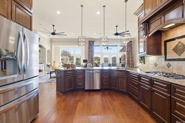 24 Algeciras Lane, Hot Springs Village, AR 71909