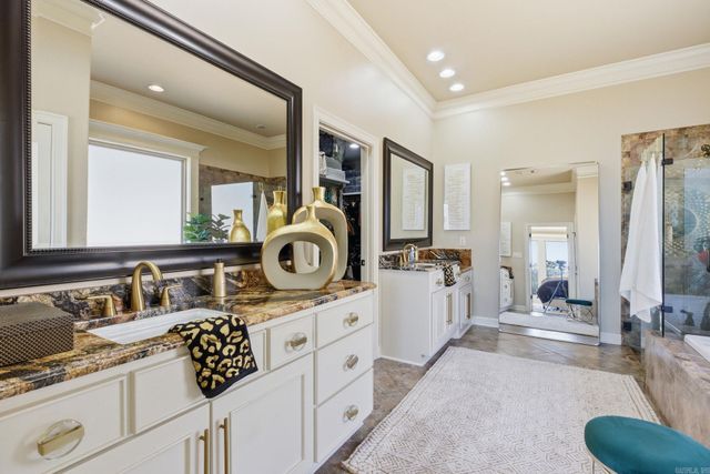 24 Algeciras Lane, Hot Springs Village, AR 71909