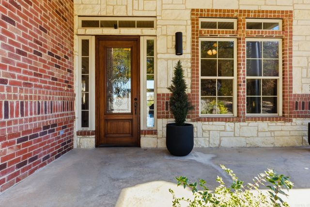 24 Algeciras Lane, Hot Springs Village, AR 71909