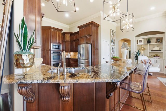 24 Algeciras Lane, Hot Springs Village, AR 71909