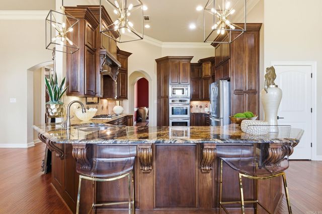 24 Algeciras Lane, Hot Springs Village, AR 71909