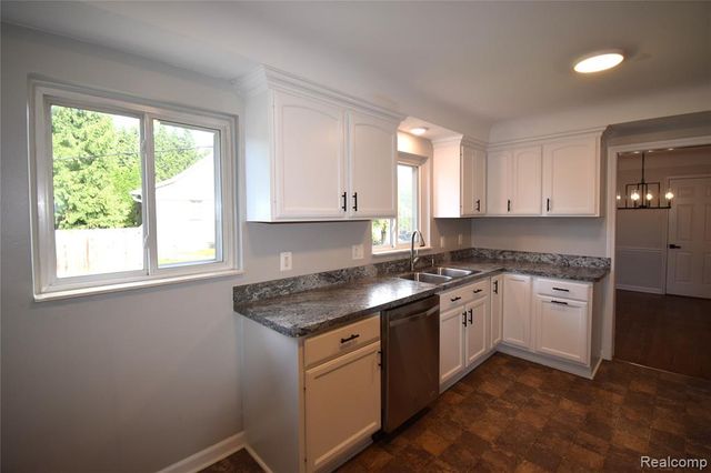 38081 E Bonkay Drive, Clinton Township, MI 48036