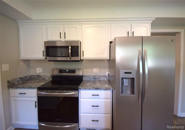 38081 E Bonkay Drive, Clinton Township, MI 48036