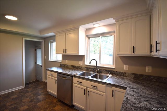38081 E Bonkay Drive, Clinton Township, MI 48036