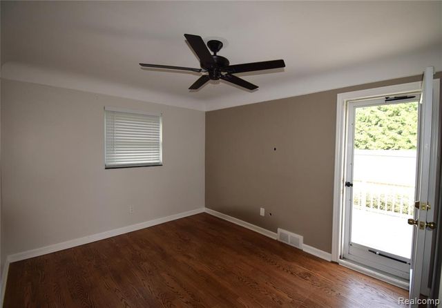 38081 E Bonkay Drive, Clinton Township, MI 48036