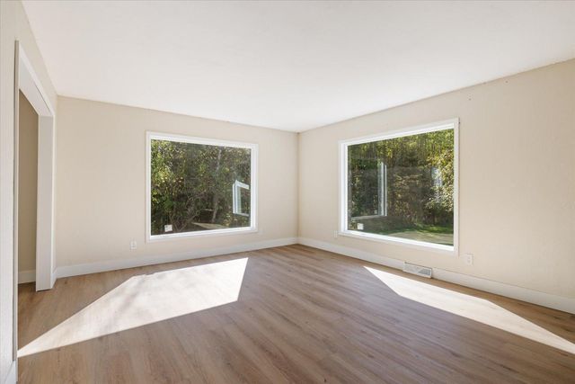 27176 Birch Drive, Bovey, MN 55709