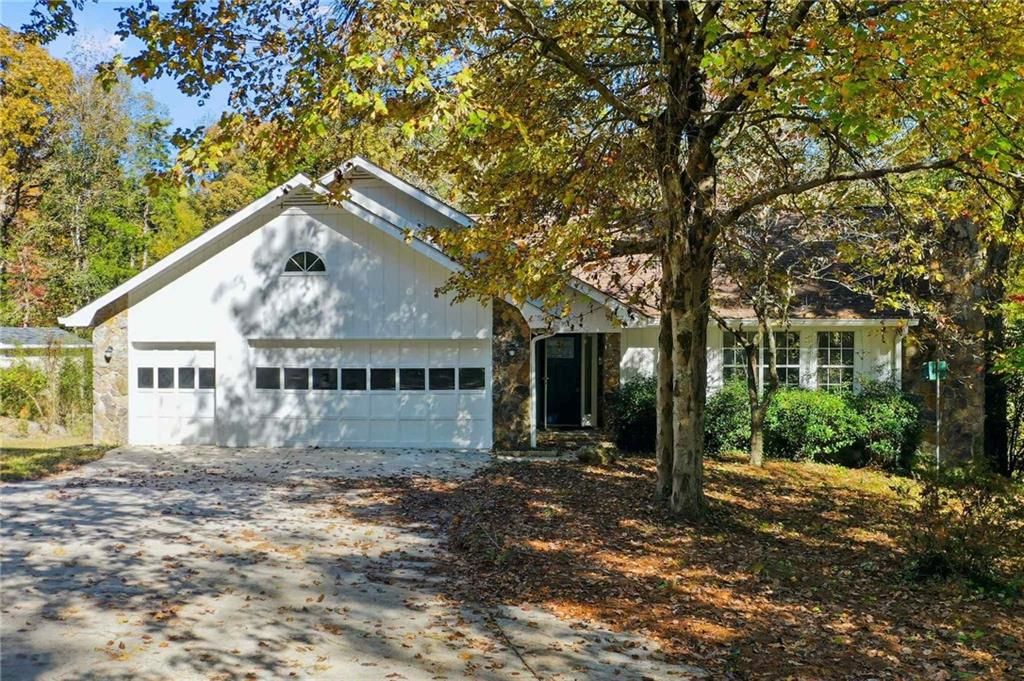 7401 Oak Arms Drive, Villa Rica, GA 30180