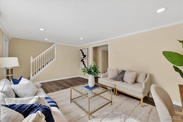 609 Auber Drive, Manchester, MO 63011