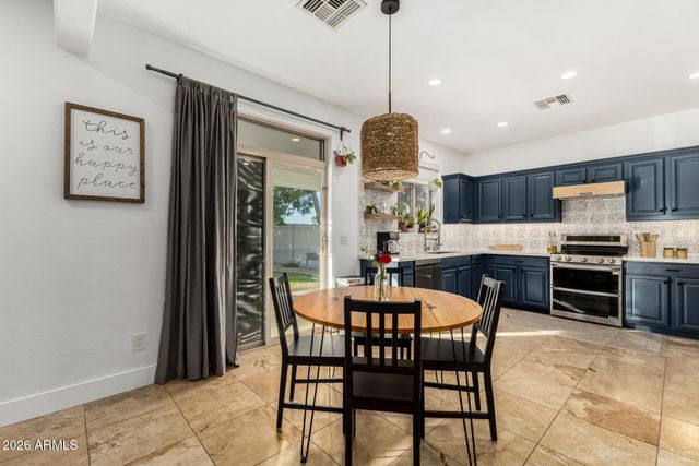 28266 N SHUNDEEN Circle, San Tan Valley, AZ 85143