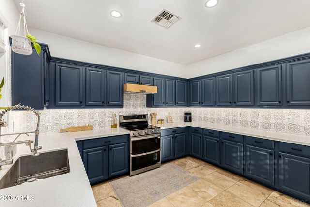 28266 N SHUNDEEN Circle, San Tan Valley, AZ 85143