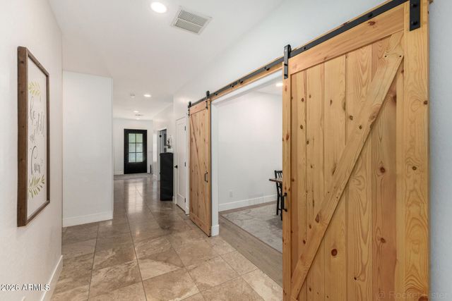 28266 N SHUNDEEN Circle, San Tan Valley, AZ 85143