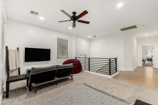 28266 N SHUNDEEN Circle, San Tan Valley, AZ 85143