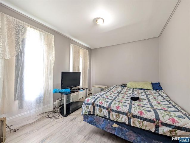 203 Lake Street, Newark, NJ 07104