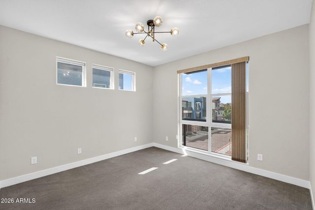 7039 W CORONA Drive, Chandler, AZ 85226