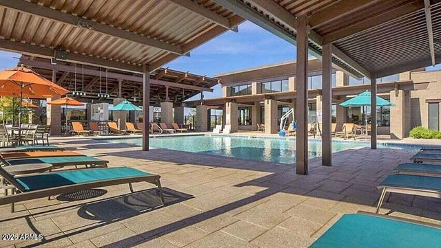 7039 W CORONA Drive, Chandler, AZ 85226