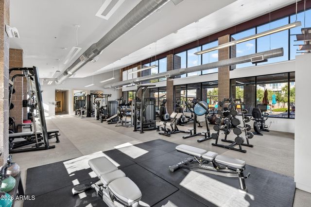 7039 W CORONA Drive, Chandler, AZ 85226