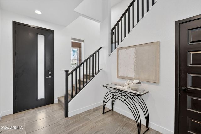 7039 W CORONA Drive, Chandler, AZ 85226