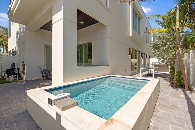 221 Shore Court 221, Lauderdale By The Sea, FL 33308