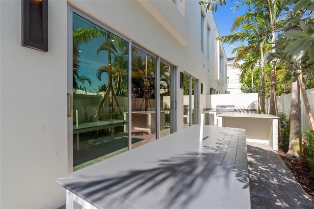 221 Shore Court 221, Lauderdale By The Sea, FL 33308