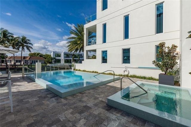 221 Shore Court 221, Lauderdale By The Sea, FL 33308