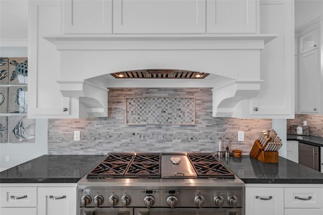 11614 Beachside, Galveston, TX 77554