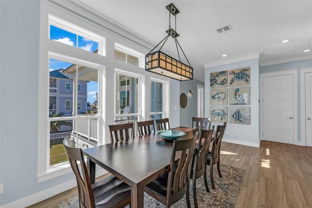 11614 Beachside, Galveston, TX 77554