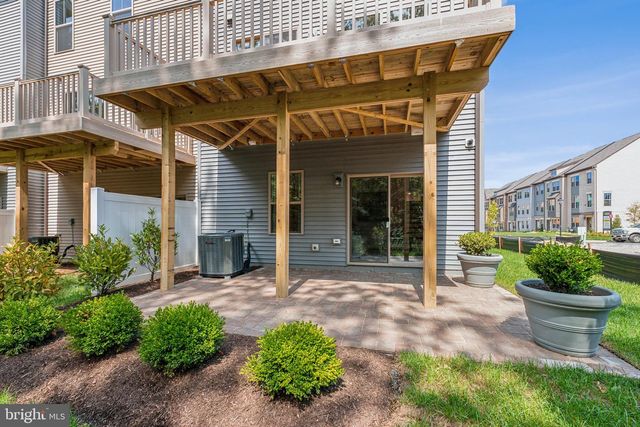 7041 WOODLANDS GREEN RD, Brandywine, MD 20613