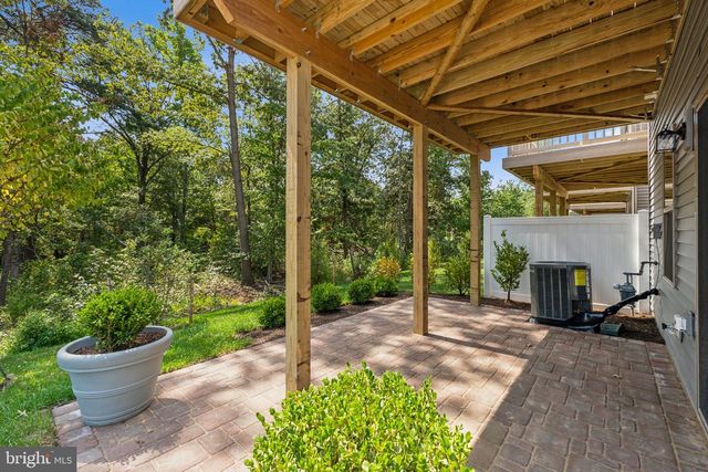 7041 WOODLANDS GREEN RD, Brandywine, MD 20613