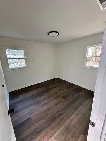 1305 Middle Ring Road, Mobile, AL 36608