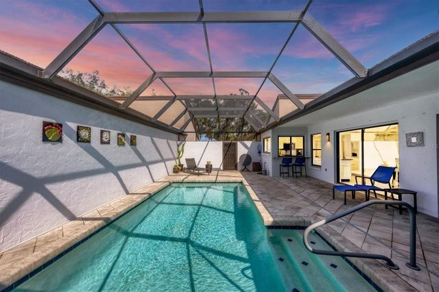 3756 GLEN OAKS MANOR DRIVE, Sarasota, FL 34232