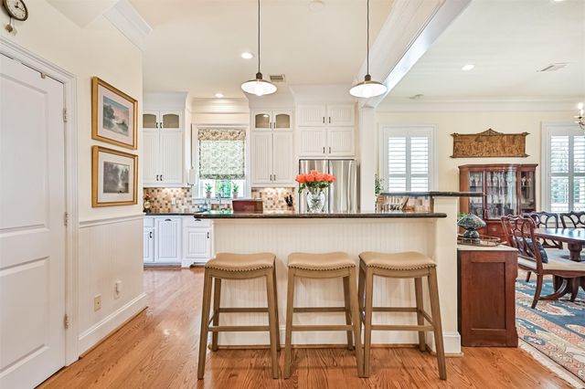 2 Compass Circle, Galveston, TX 77554