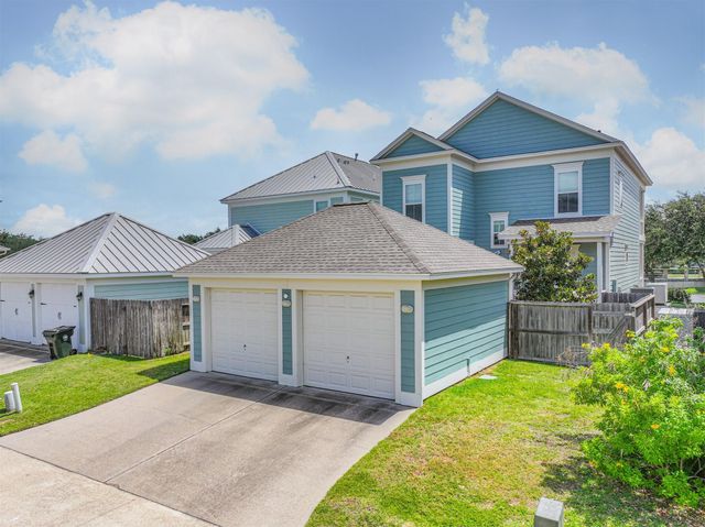 2 Compass Circle, Galveston, TX 77554