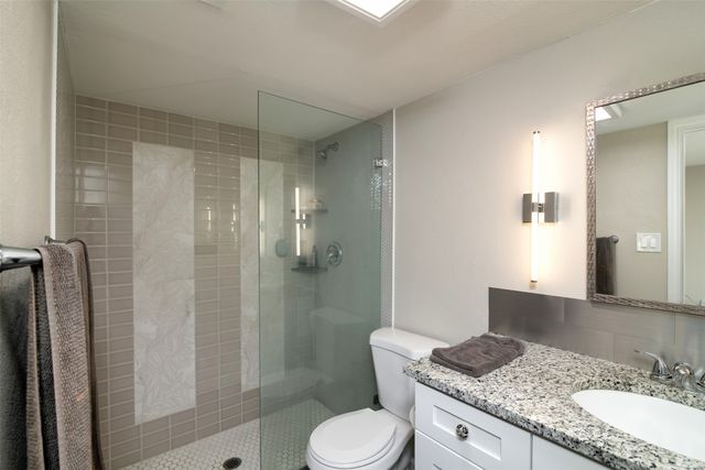 15924 Coolwood Drive 1039, Dallas, TX 75248