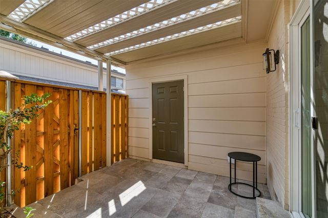 15924 Coolwood Drive 1039, Dallas, TX 75248