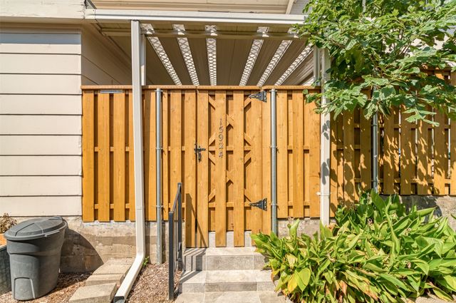 15924 Coolwood Drive 1039, Dallas, TX 75248