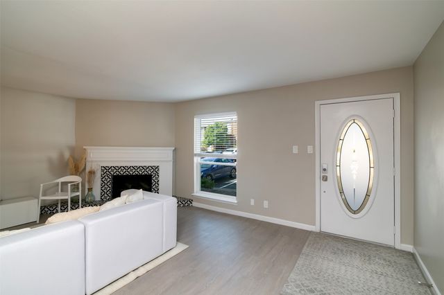 15924 Coolwood Drive 1039, Dallas, TX 75248