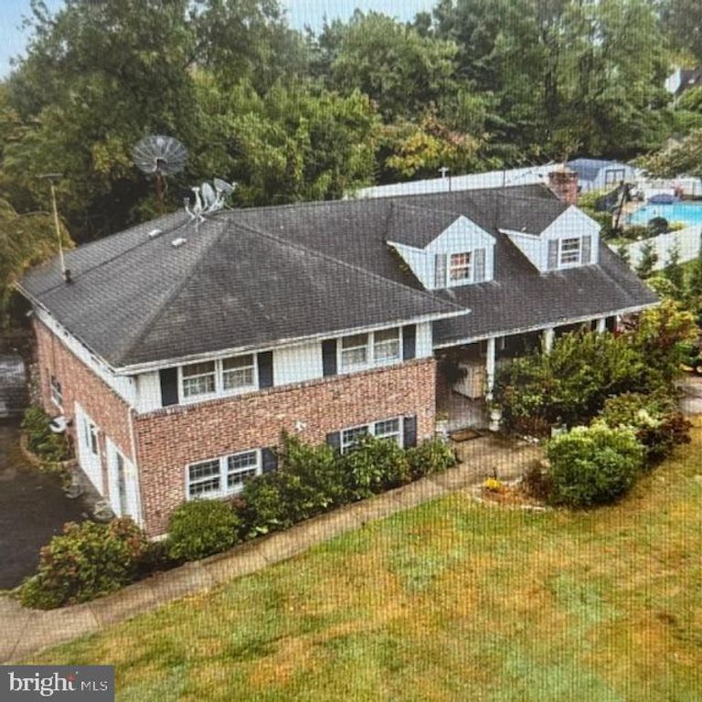 8131 WASHINGTON LN, Wyncote, PA 19095