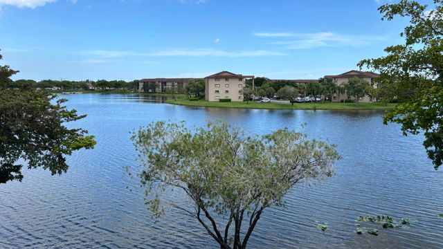 1001 SW 141st Avenue 311k, Pembroke Pines, FL 33027