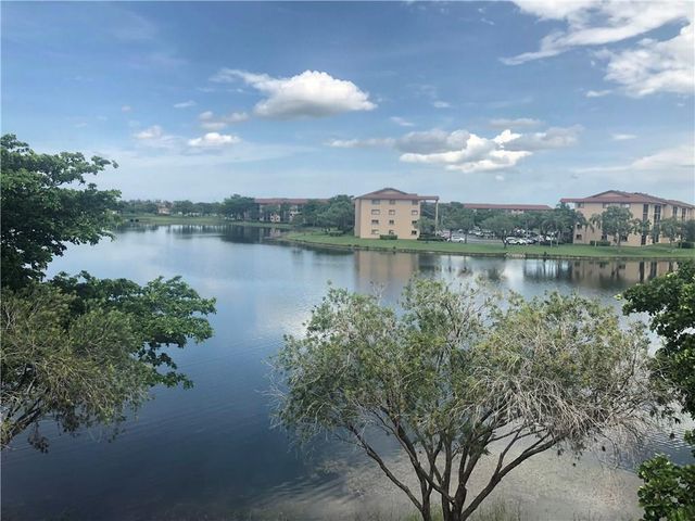 1001 SW 141st Avenue 311k, Pembroke Pines, FL 33027