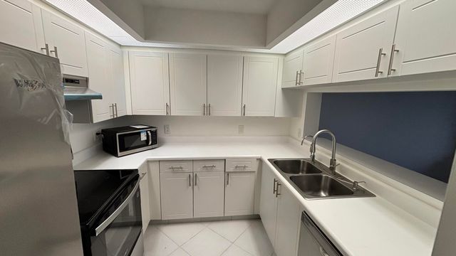 1001 SW 141st Avenue 311k, Pembroke Pines, FL 33027