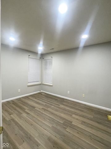 1339 Blue Heron Lane, Greenwood, IN 46143