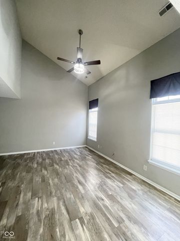 1339 Blue Heron Lane, Greenwood, IN 46143