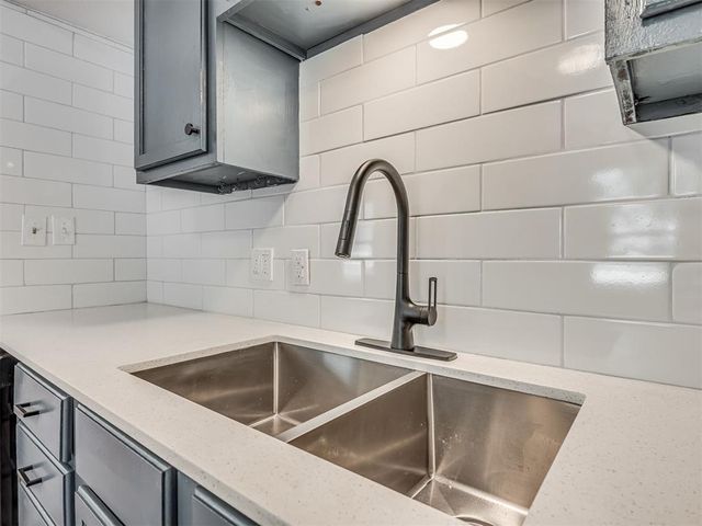 1237 N Holly Avenue, Oklahoma City, OK 73127