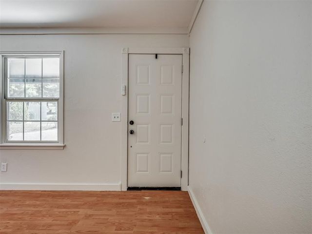 1237 N Holly Avenue, Oklahoma City, OK 73127